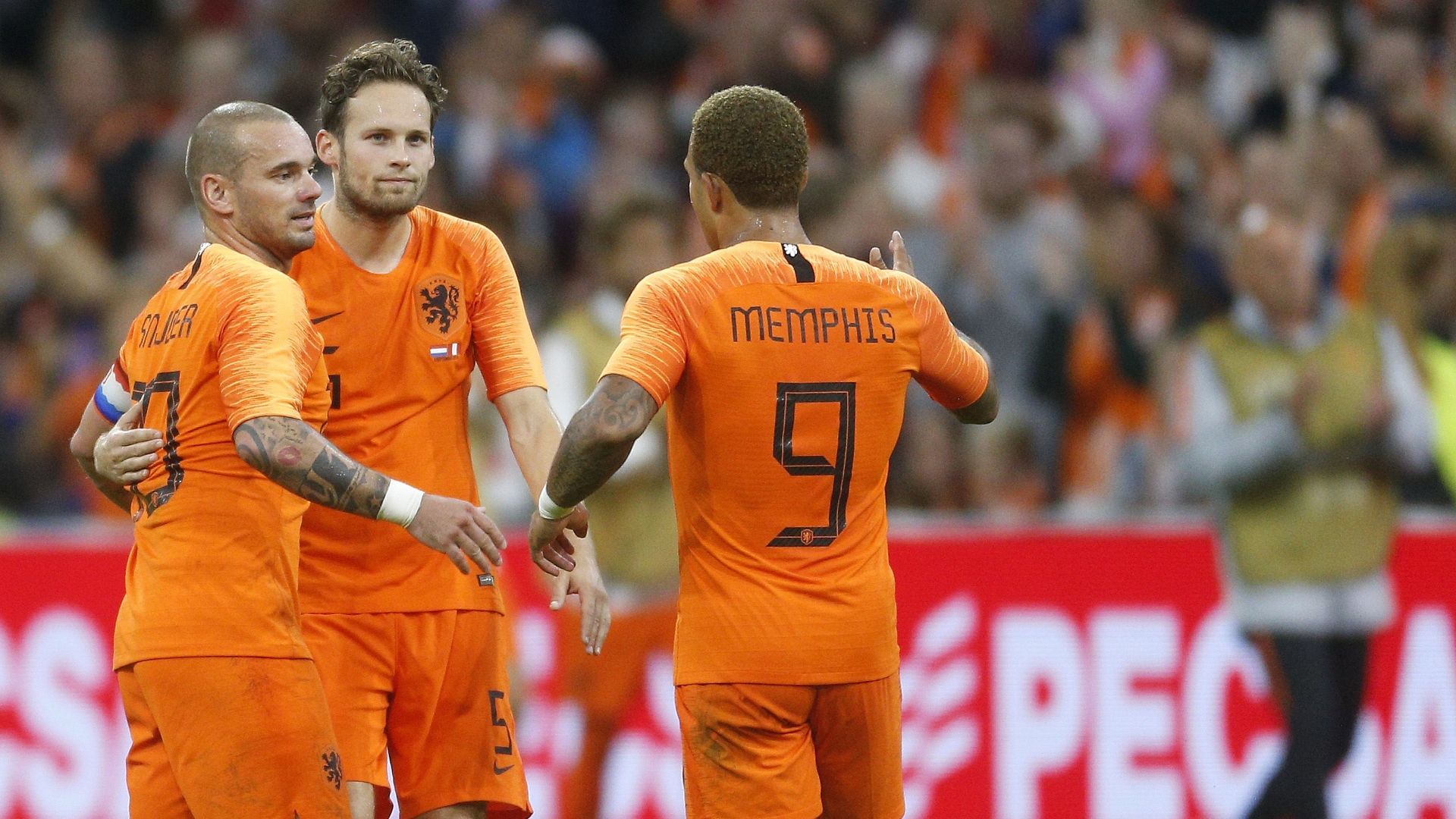 تیم ملی هلند- فیفا- لاله های نارنجی