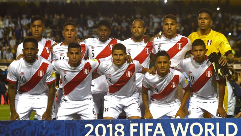 تیم ملی پرو
