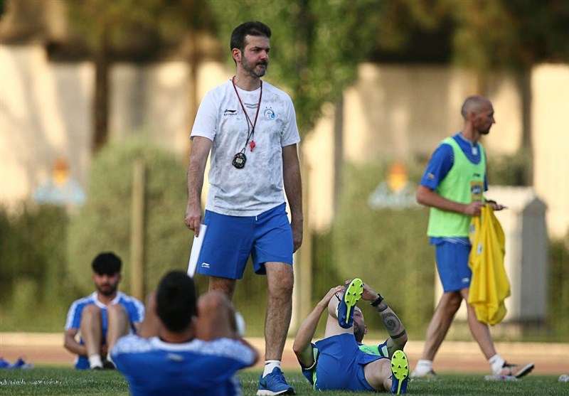 فوتبال ایران-استقلال-iran football-esteghlal