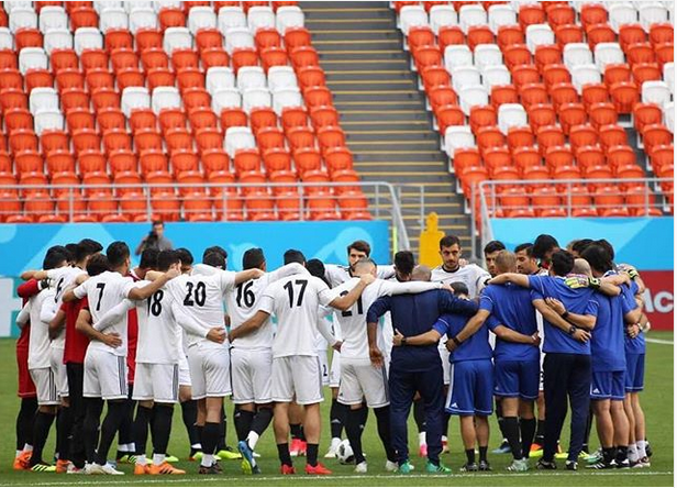 حلقه اتحاد تیم ملی ایران قبل از بازی ایران - پرتغال