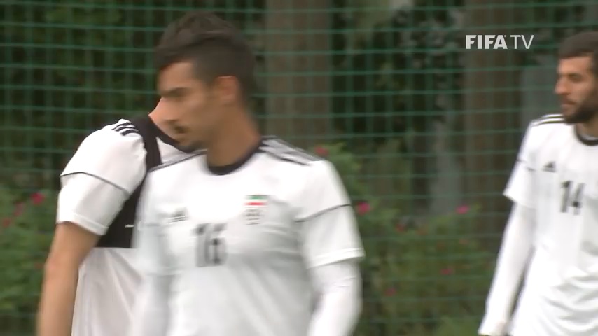 سردار آزمون: هواداران کازان و روستوف ایران را تشویق خواهند کرد
