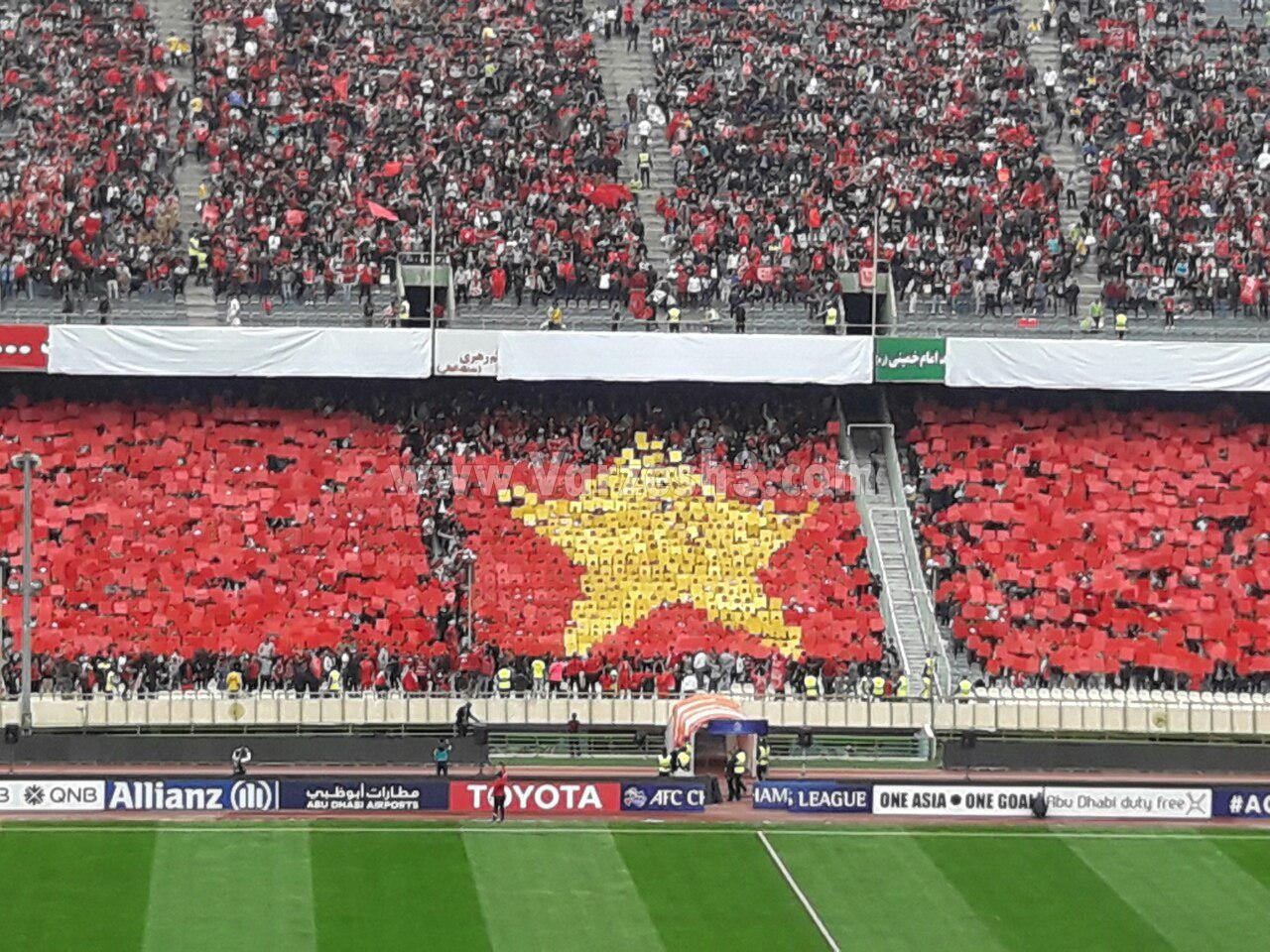 باشگاه پرسپولیس-لوگو ستاره-ورزشگاه آزادی