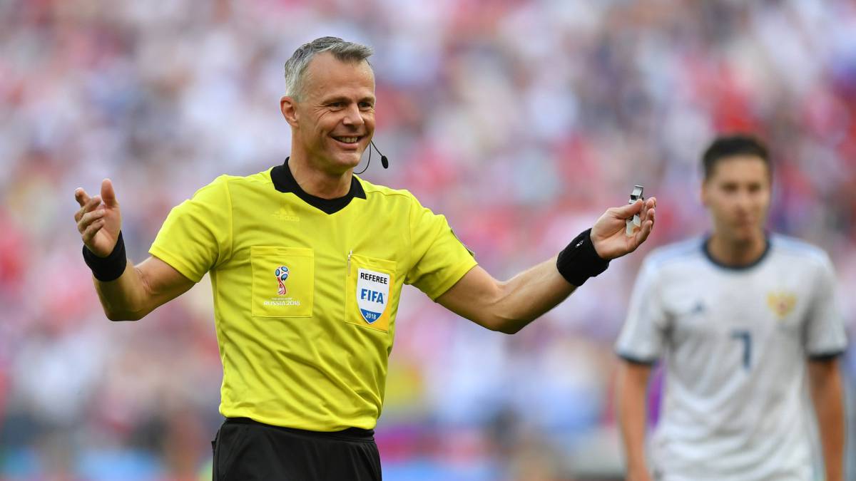 Dutch football referee-داور-هلند-فیفا