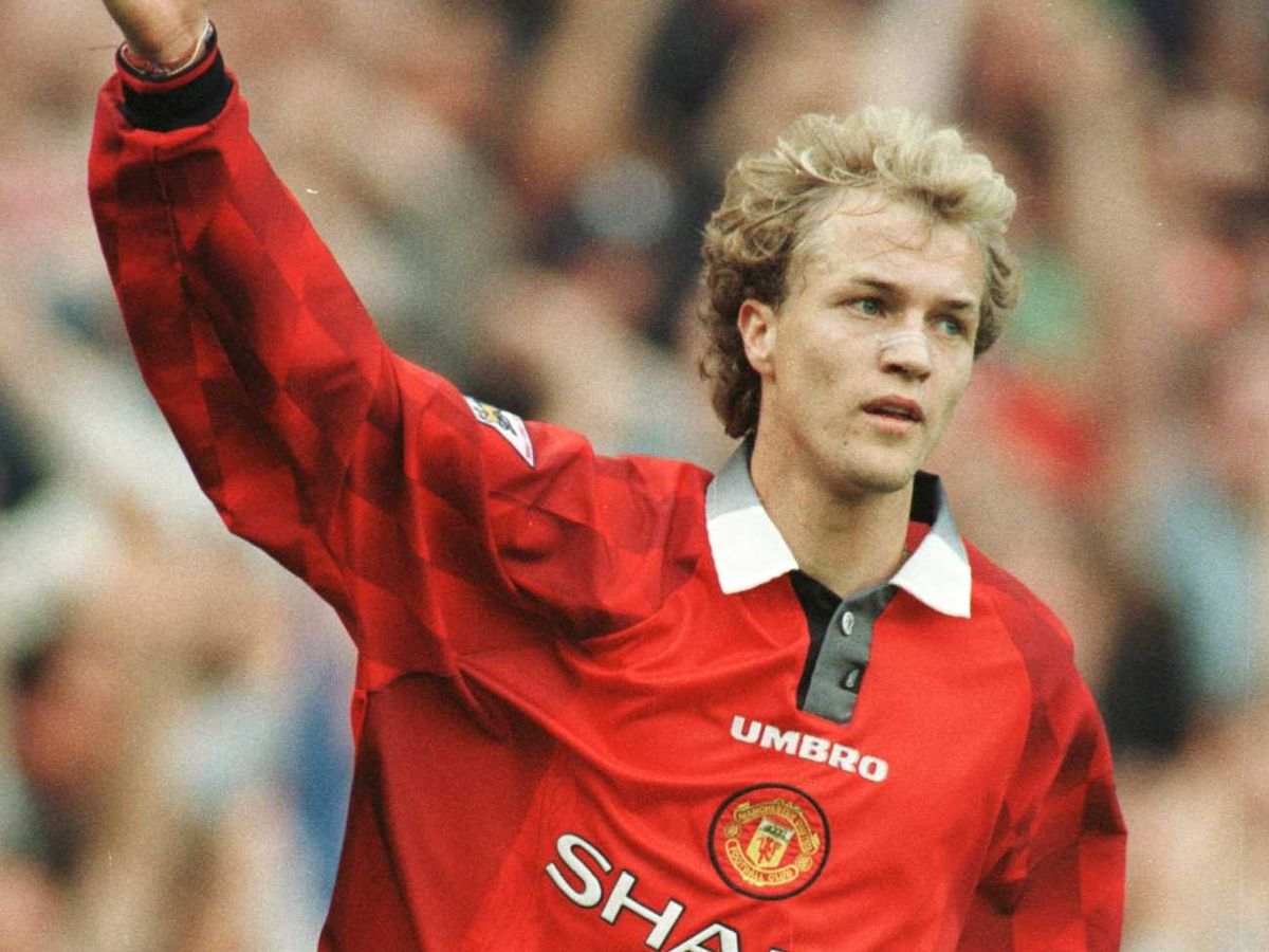 manchester united-منچستریونایتد-هافبک-هلند-لیگ برتر-انگلیس