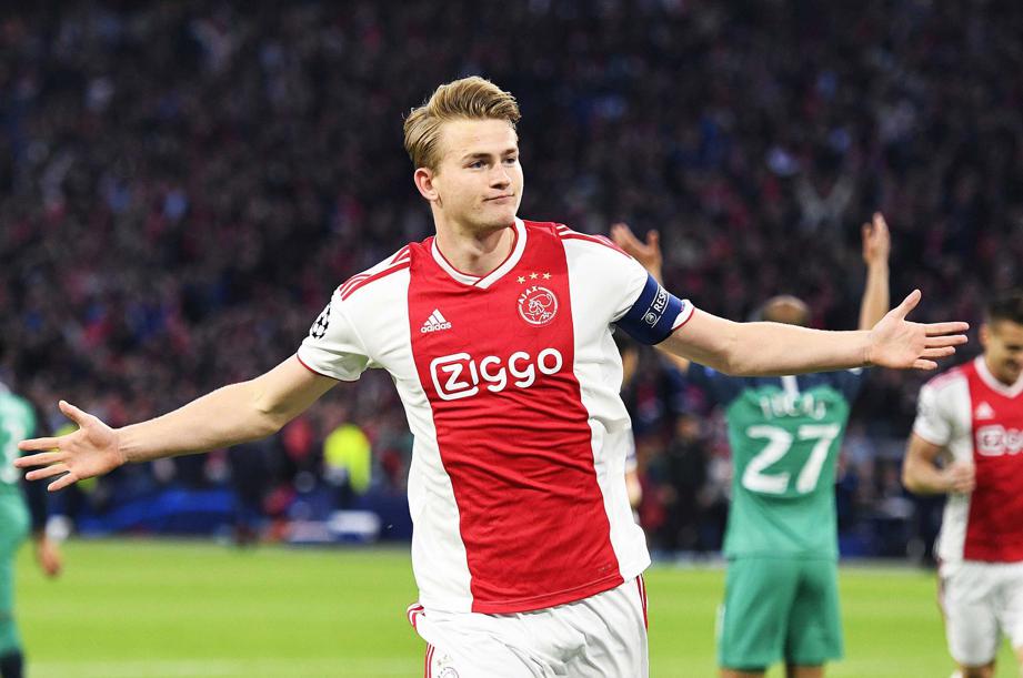 ajax-آژاکس-مدافع-کاپیتان-هلند-لیگ قهرمانان اروپا