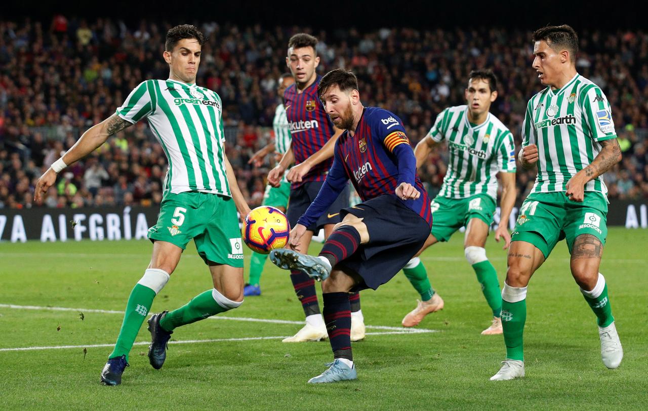 betis-barcelona-بارسلونا-بتیس-مدافع-اسپانیا-مهاجم-آرژانتین