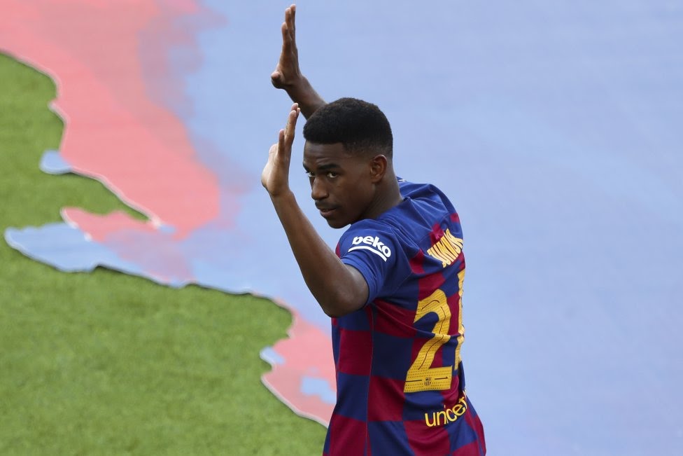 barcelona-بارسلونا-مدافع-اسپانیا-نیوکمپ