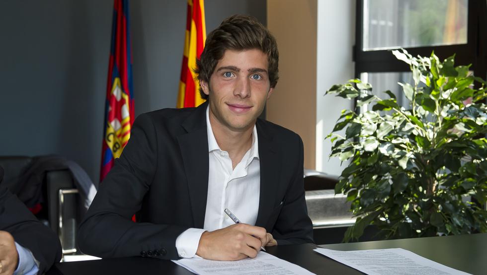 مدافع-هافبک اسپانیایی بارسلونا - بارسلونا - Sergi Roberto