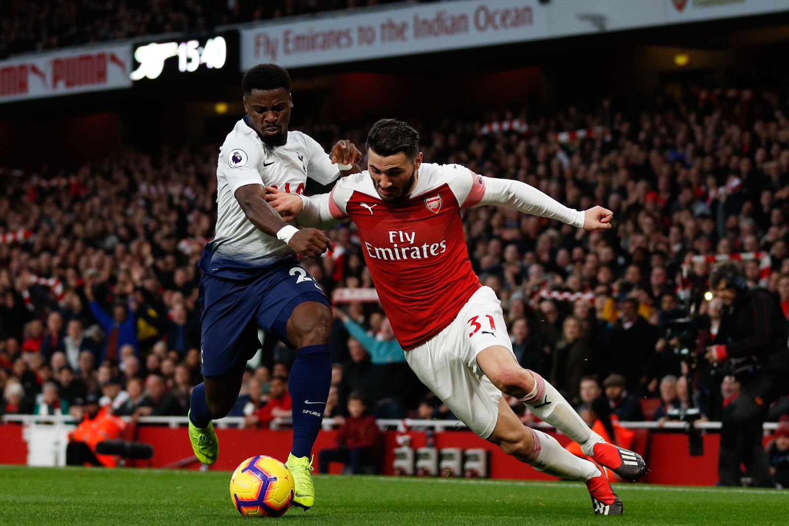 Arsenal -آرسنال-مدافع-لیگ برتر