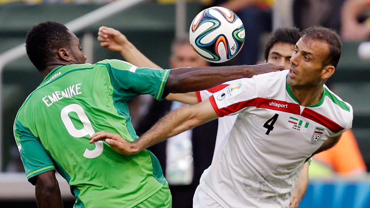 ایران- نیجریه- مدافع ایران- مهاجم نیجریه- جام جهانی 2014- Iran-Nigeria