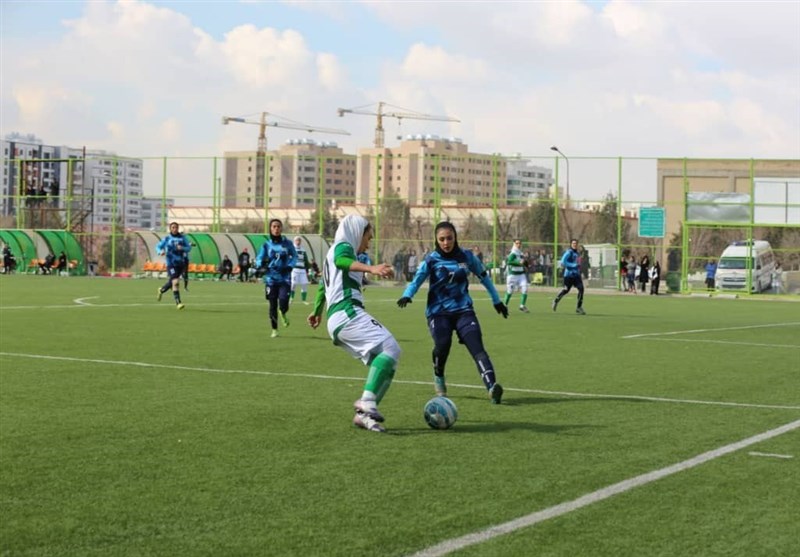 فوتبال بانوان