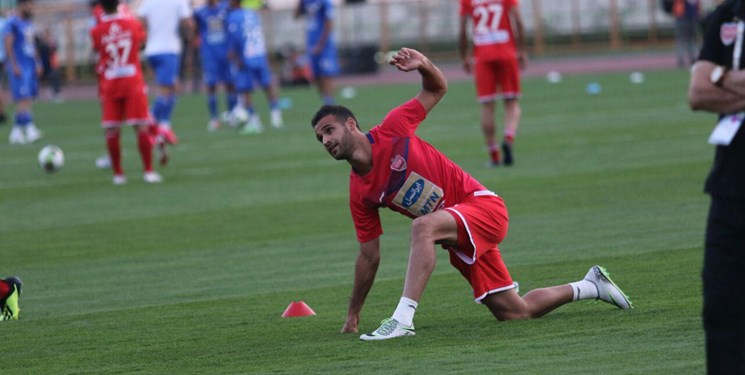 فوتبال ایران-لیگ برتر-هافبک دفاعی پرسپولیس