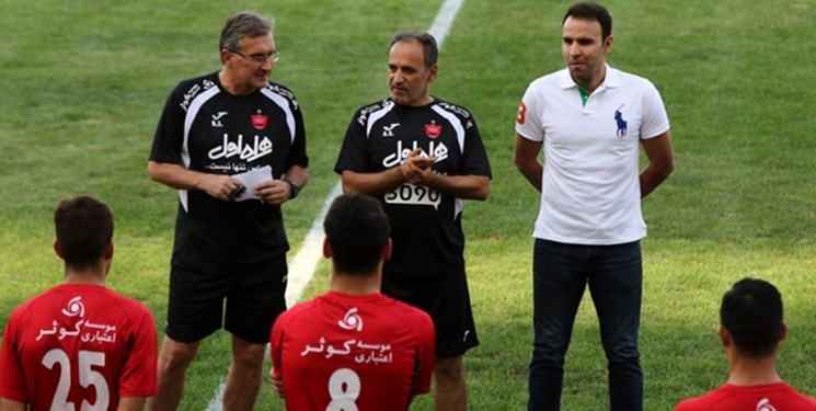 فوتبال ایران-تمرینات پرسپولیس-مدیر و سرمربی تیم پرسپولیس