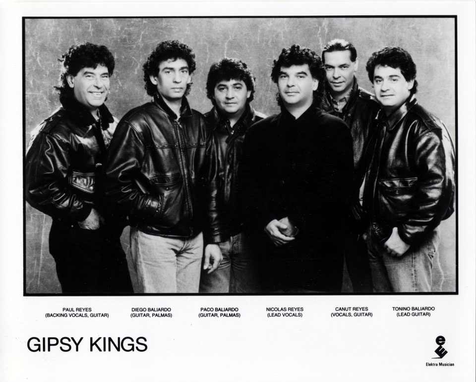Gipsy kings amor mio. Группа Джипси. Группа Gipsy Kings. Джипси Кингс фото.