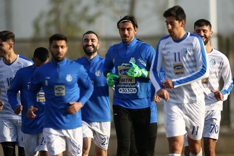 نیاز استقلال در نقل و انتقالات زمستانی؛ یک مهاجم قطعی؛ یک هافبک مشروط - esteghlal needs a striker and a midfielder