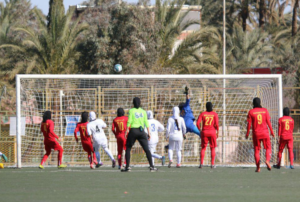 لیگ برتر فوتبال بانوان؛ هشتمین پیروزی پیاپی شهرداری بم و توقف دوباره ملوان - football women