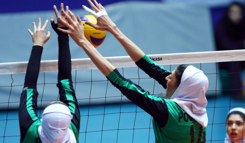 لیگ برتر والیبال بانوان؛ پیکان بار دیگر صدر جدول را از ذوب آهن پس گرفت - women's volleyball