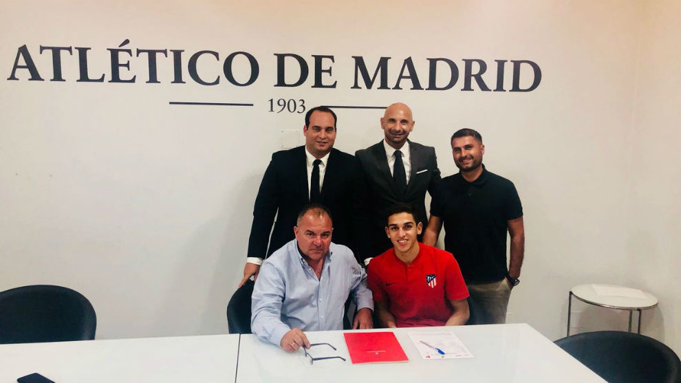 اتلتیکو مادرید - لالیگا - امضای قرارداد