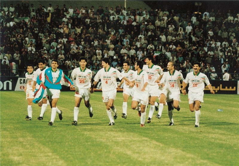 ایران و کره جنوبی - تیم ملی ایران - جام ملتهای 1996 - پیروزی ایران - شادی تیم ملی ایران
