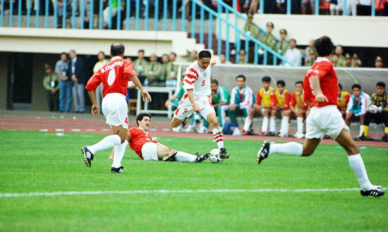 ایران و چین - دالیان - مقدماتی جام جهانی 1998
