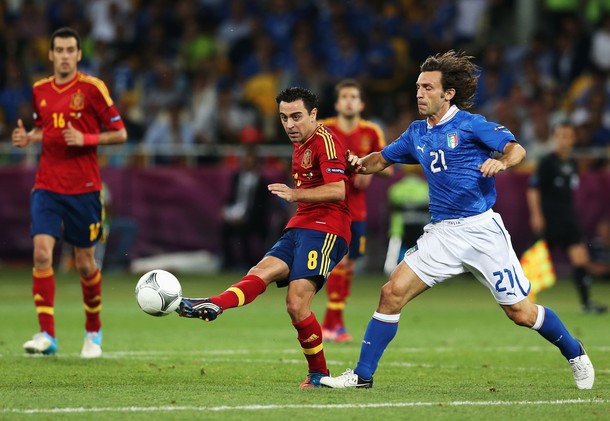 Xavi - Pirlo - Italy - Spain - Euro 2012