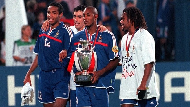 تیم ملی فرانسه 2000
