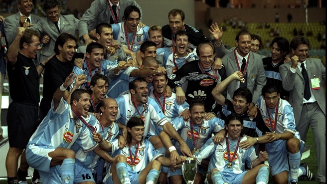 تصویر جشن قهرمانی لاتزیو در سوپرکاپ اروپا (سال 1999)